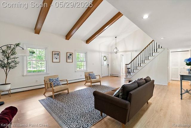 5795 Thorny Ash Road, Rochester, MI 48306