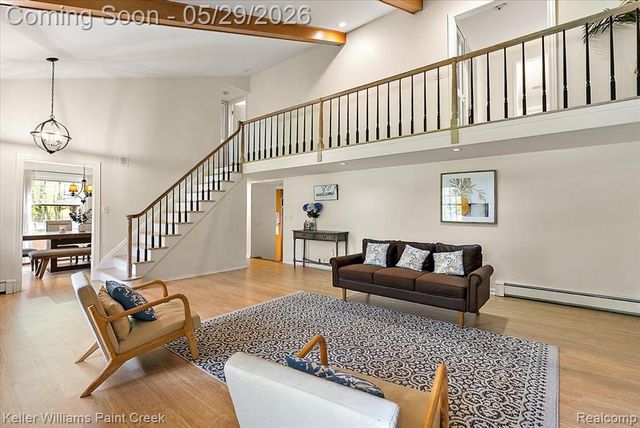 5795 Thorny Ash Road, Rochester, MI 48306