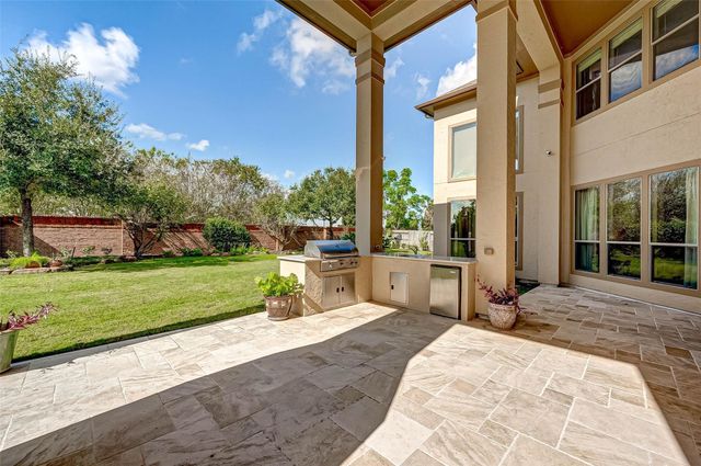 2914 Cotswold Lane, Sugar Land, TX 77479