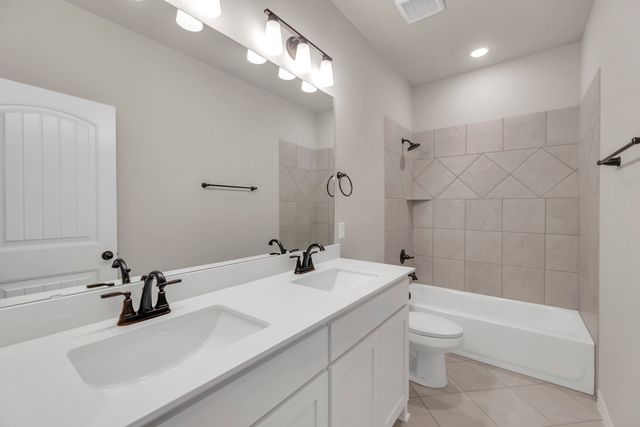 2 Ina Road, Sherman, TX 75090