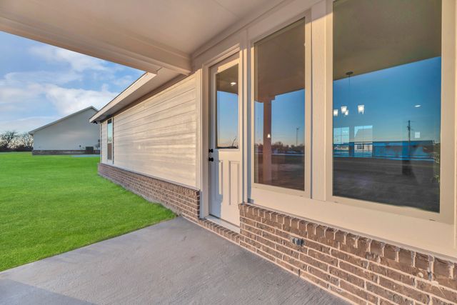 2 Ina Road, Sherman, TX 75090