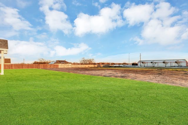 2 Ina Road, Sherman, TX 75090