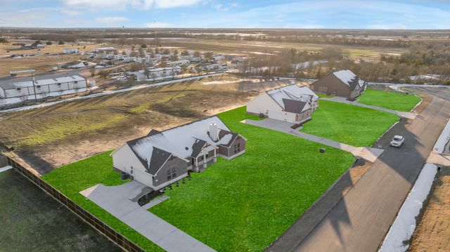 2 Ina Road, Sherman, TX 75090