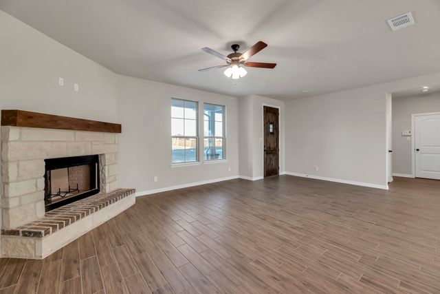 2 Ina Road, Sherman, TX 75090