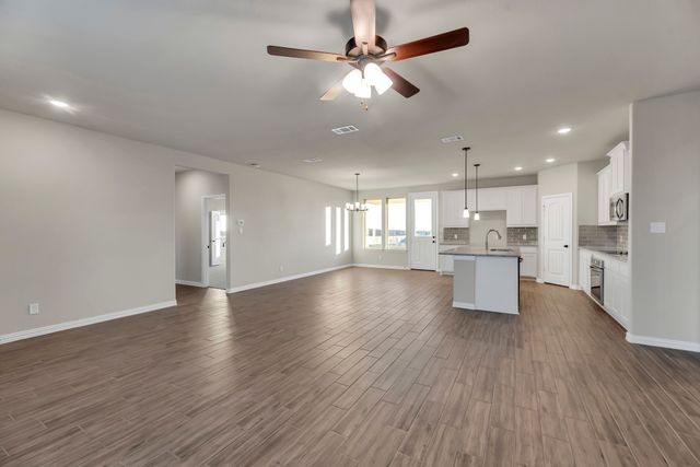 2 Ina Road, Sherman, TX 75090