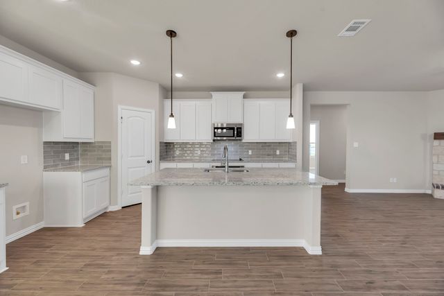 2 Ina Road, Sherman, TX 75090