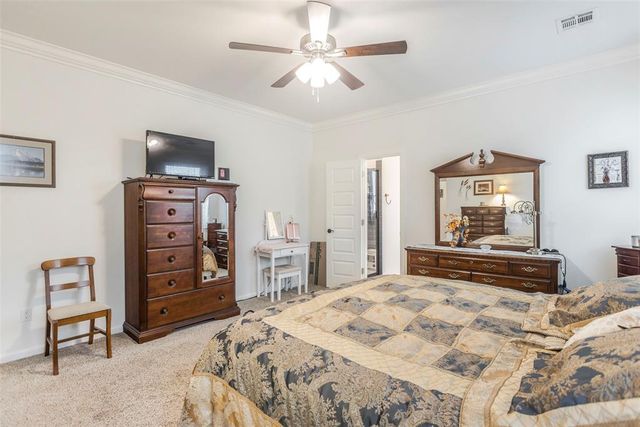 1801 W Zachary Way, Mustang, OK 73064