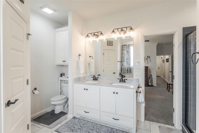 1801 W Zachary Way, Mustang, OK 73064