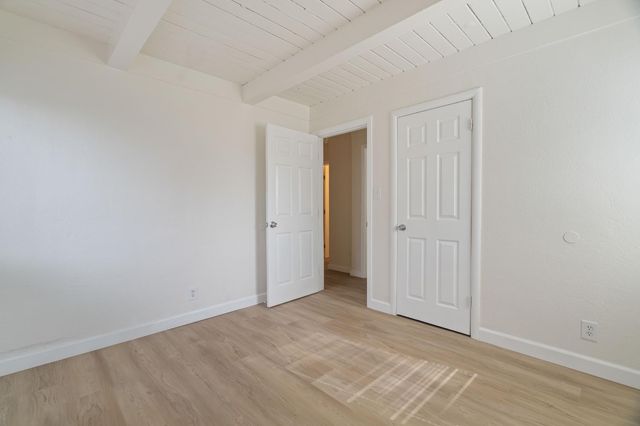 3927 Haywood St, Sacramento, CA 95838