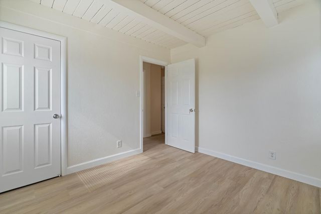 3927 Haywood St, Sacramento, CA 95838