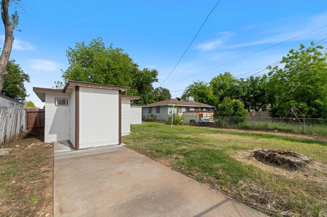 3927 Haywood St, Sacramento, CA 95838