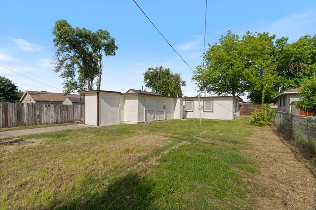 3927 Haywood St, Sacramento, CA 95838