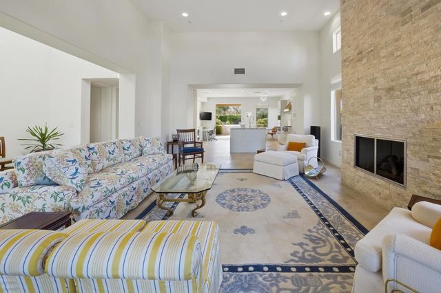 2923 Candlelight Lane, Palm Springs, CA 92264