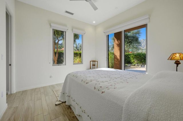 2923 Candlelight Lane, Palm Springs, CA 92264