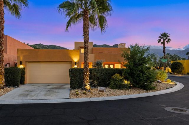 2923 Candlelight Lane, Palm Springs, CA 92264