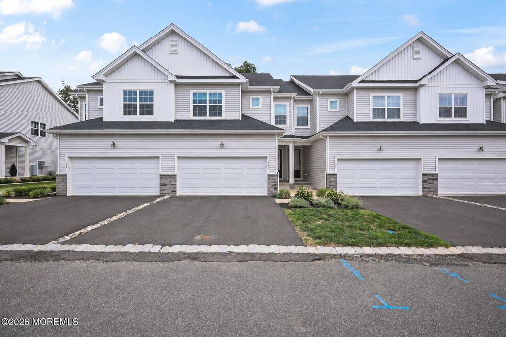 602 Pilot Street, Marlboro, NJ 07746