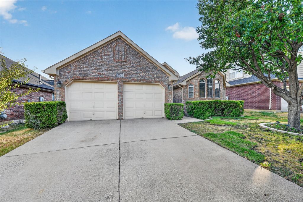 4520 Angelina Way, Fort Worth, TX 76137 — photo 3