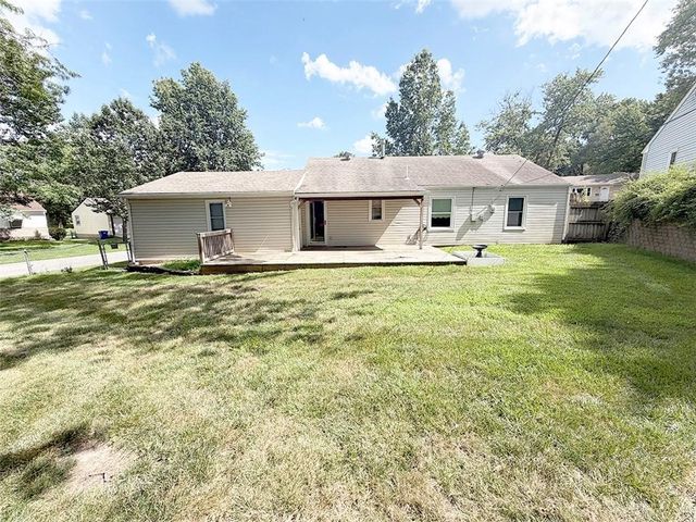 616 NE 67th Terrace, Gladstone, MO 64118