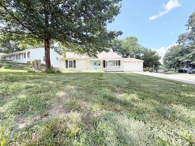 616 NE 67th Terrace, Gladstone, MO 64118