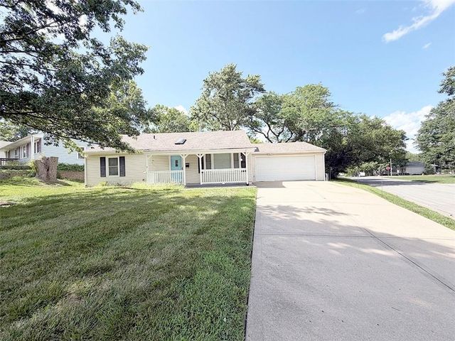 616 NE 67th Terrace, Gladstone, MO 64118