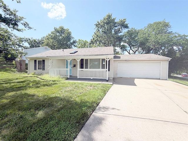 616 NE 67th Terrace, Gladstone, MO 64118
