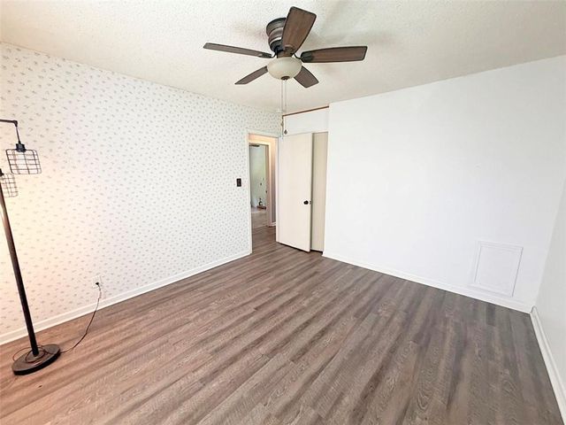 616 NE 67th Terrace, Gladstone, MO 64118