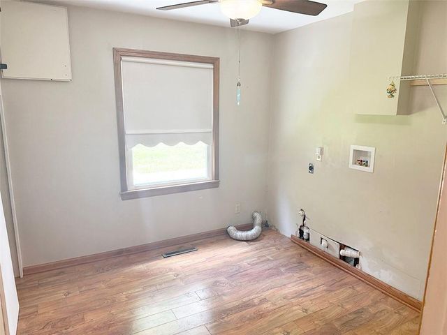 616 NE 67th Terrace, Gladstone, MO 64118