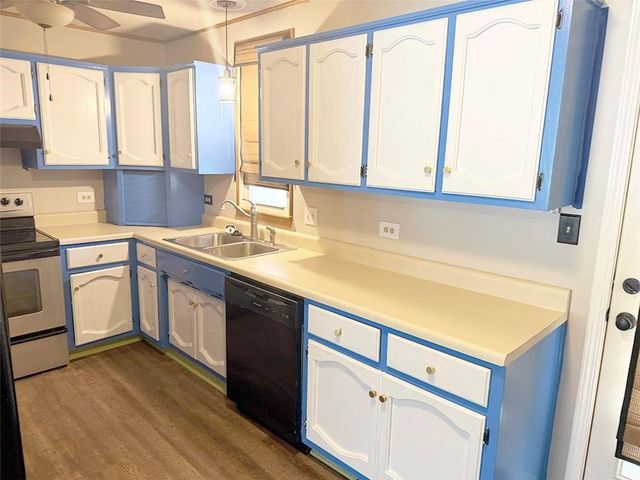 616 NE 67th Terrace, Gladstone, MO 64118