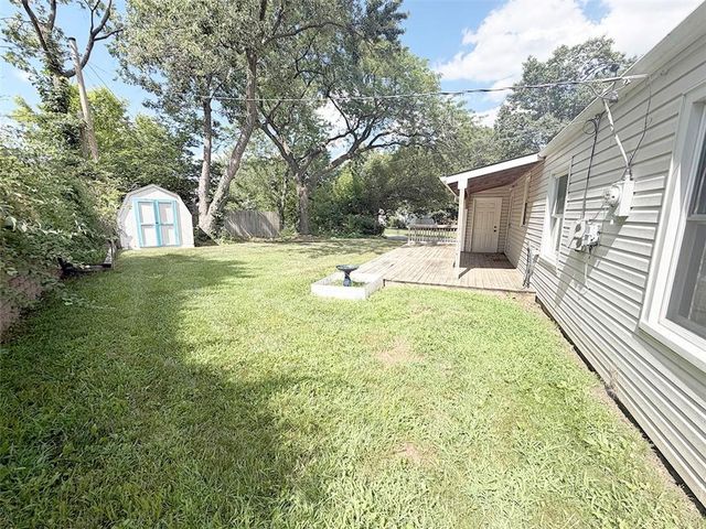 616 NE 67th Terrace, Gladstone, MO 64118