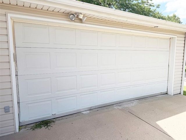 616 NE 67th Terrace, Gladstone, MO 64118