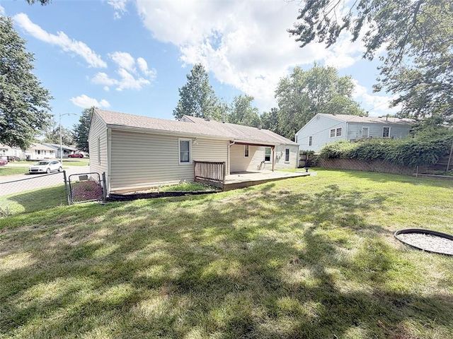 616 NE 67th Terrace, Gladstone, MO 64118