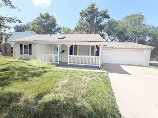 616 NE 67th Terrace, Gladstone, MO 64118