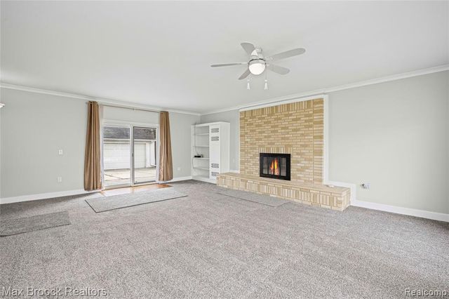 22912 Glenmoor Heights, Farmington Hills, MI 48336