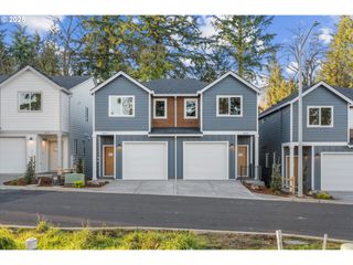6317 E Chloe Rose Way, Milwaukie, OR 97267