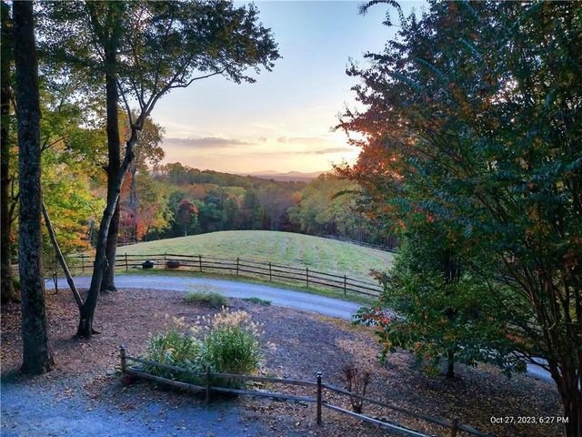 233 Soquili Trail, Jasper, GA 30143