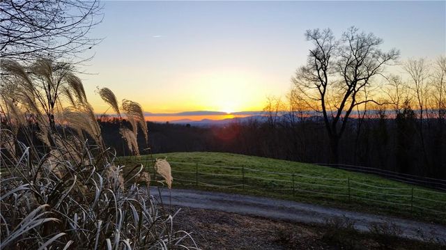 233 Soquili Trail, Jasper, GA 30143