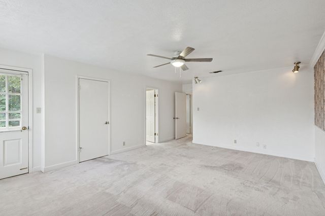 1511 Tatum Drive, Arlington, TX 76012