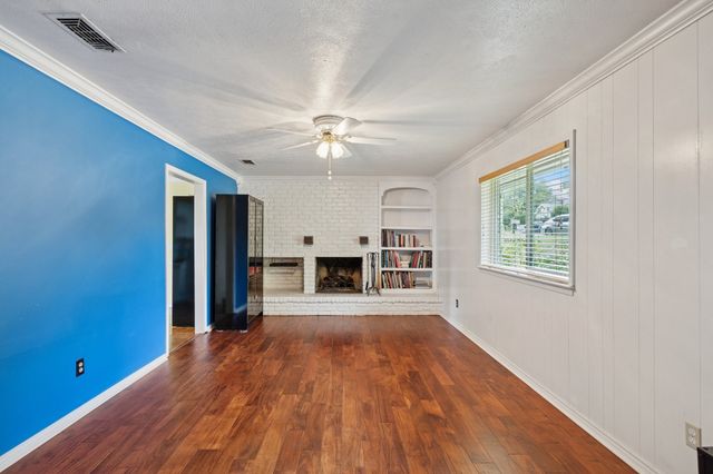1511 Tatum Drive, Arlington, TX 76012
