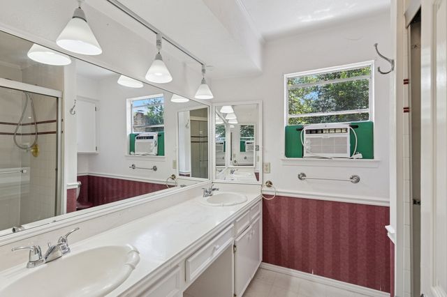1511 Tatum Drive, Arlington, TX 76012