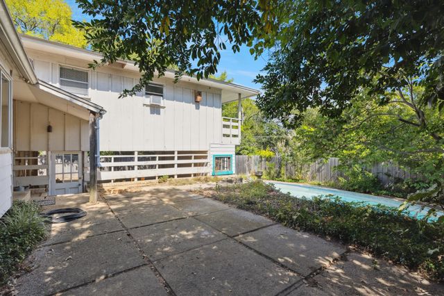 1511 Tatum Drive, Arlington, TX 76012