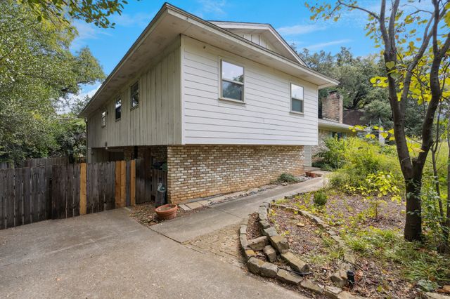 1511 Tatum Drive, Arlington, TX 76012