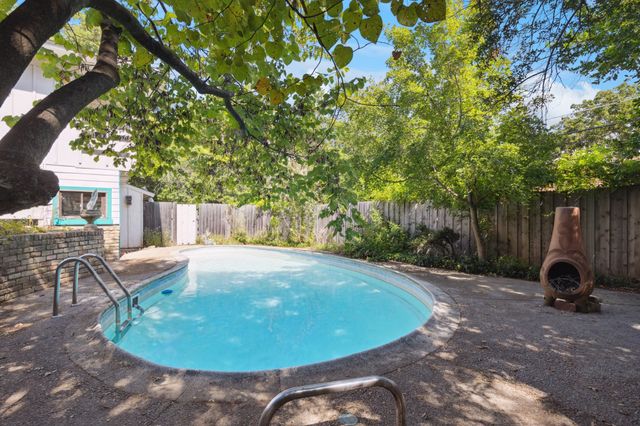 1511 Tatum Drive, Arlington, TX 76012