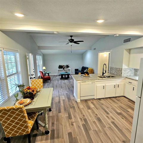 412 Oahu Loop, Tool, TX 75143