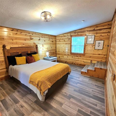 412 Oahu Loop, Tool, TX 75143