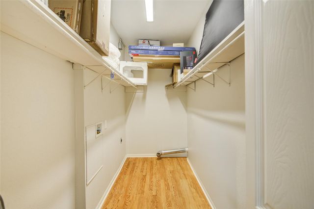 2100 Tanglewilde Street 349, Houston, TX 77063