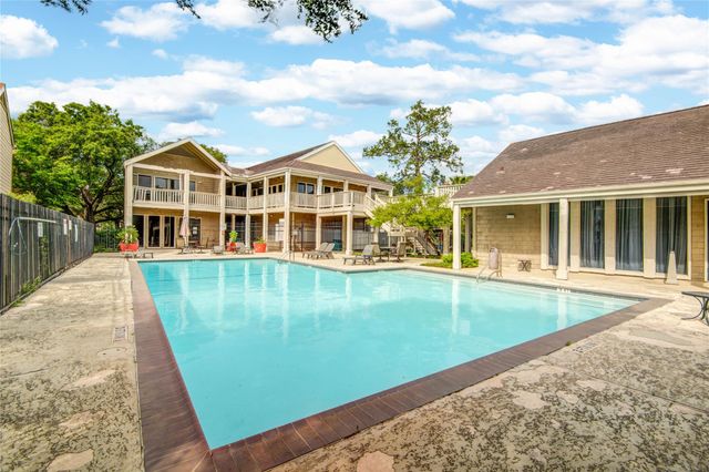 2100 Tanglewilde Street 349, Houston, TX 77063