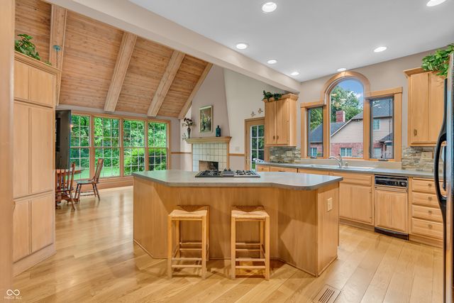 6283 Whitetail Run, Greenwood, IN 46143