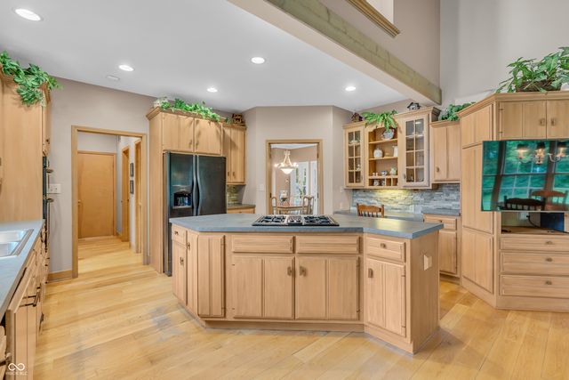 6283 Whitetail Run, Greenwood, IN 46143
