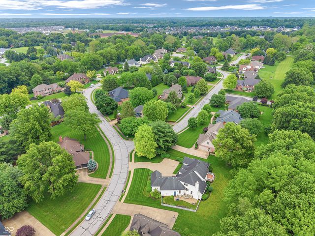 6283 Whitetail Run, Greenwood, IN 46143