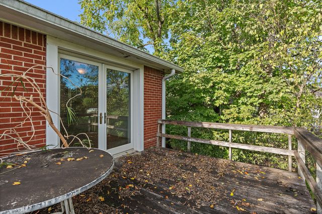 2002 Obrien Dr, Murfreesboro, TN 37130